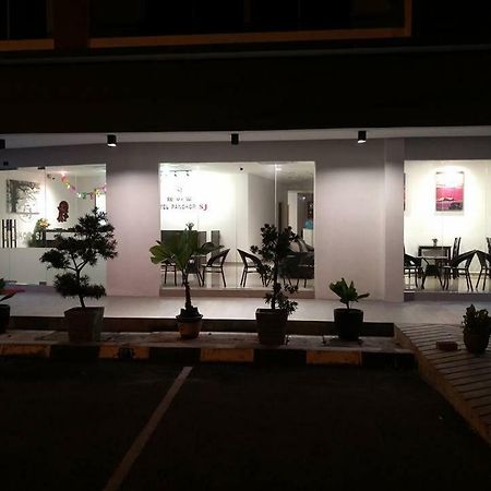 Hotel Pangkor Sj Pekan Pangkor Eksteriør billede
